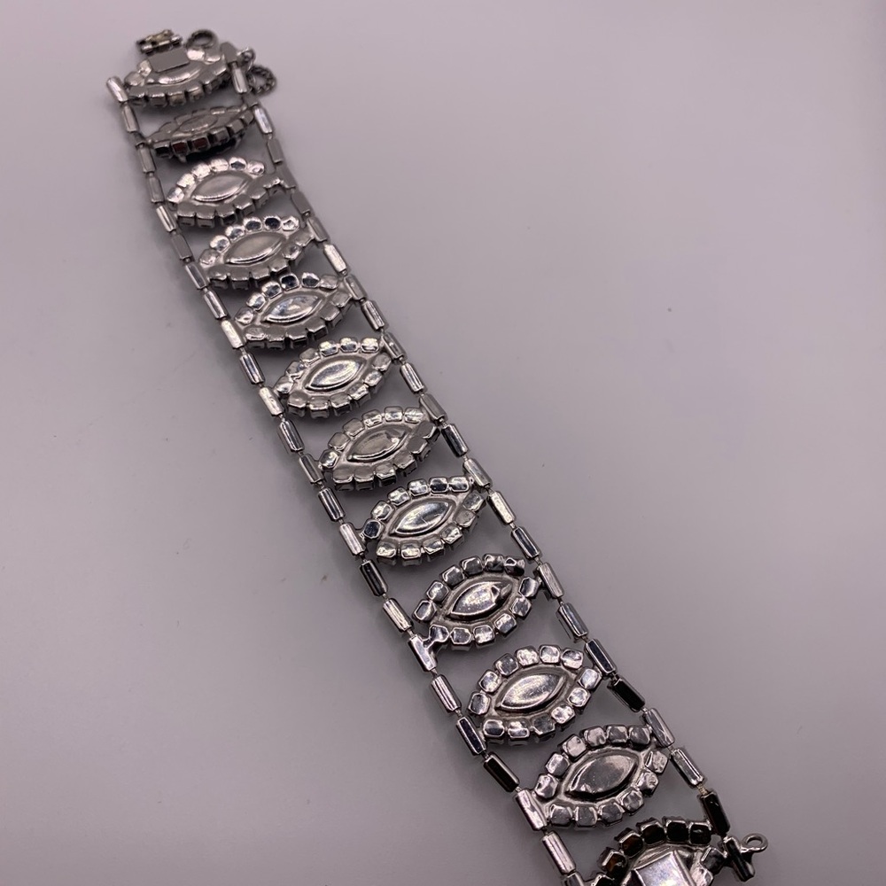 #126 Rare find. Stunning vintage 1920’s Hobe silver tone rhinestone  bracelet - Picture 8 of 10